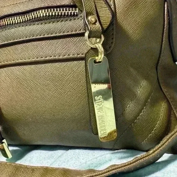 Steve Madden olive green crossbody purse - Picture 9 of 11